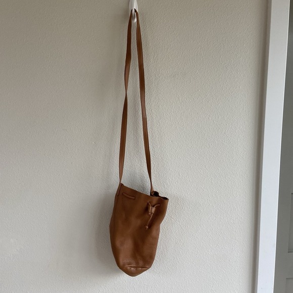 BAGGU Handbags - Baggu Natural Milled USA Leather Bucket Drawstring Crossbody Bag Brown